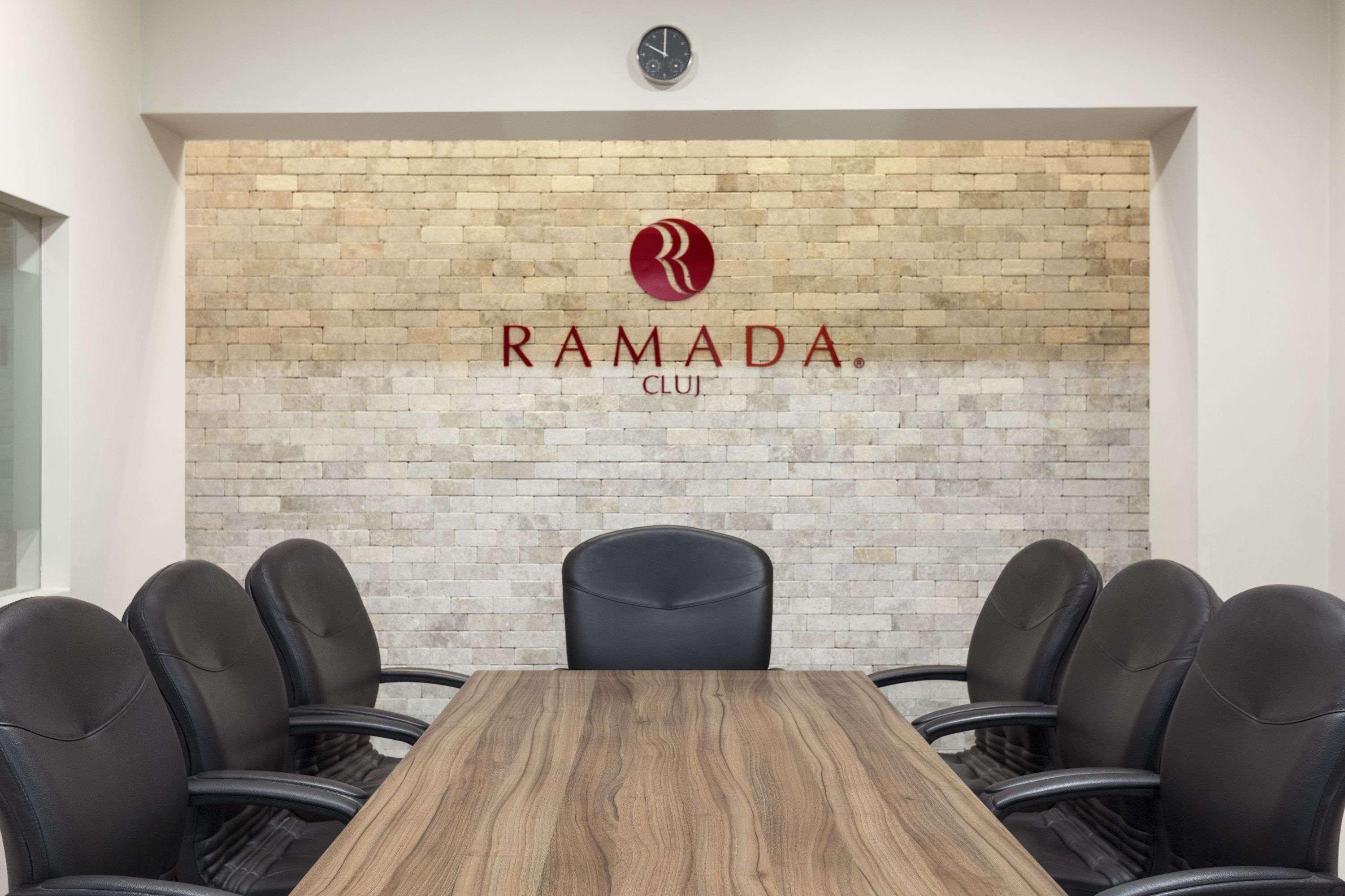 Ramada By Wyndham Hotel Cluj Exteriér fotografie